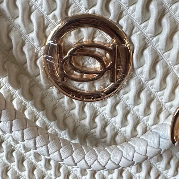 Bebe Cream Shoulder Bag with Gold Details - Picture 5 of 13